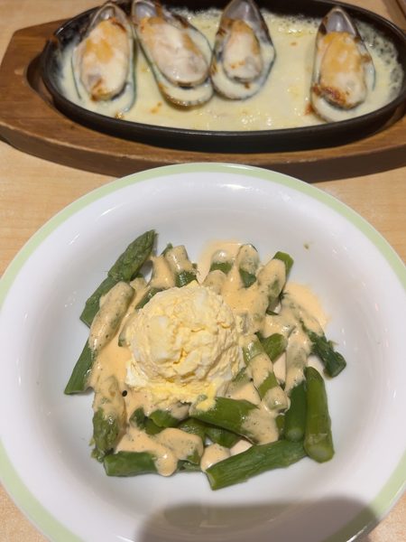 The original asparagus and baked mussel dinner